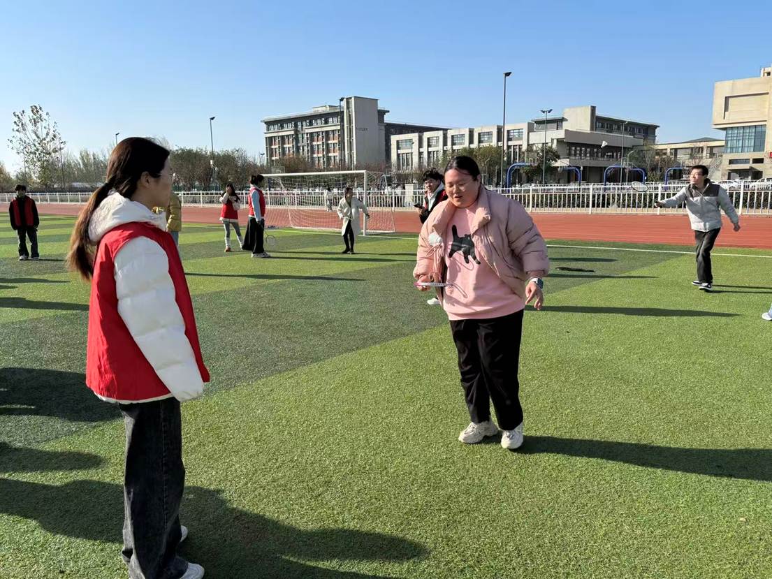 2025.11.27球友会2025年教职工健身月“一分钟托羽毛球”比赛圆满结束5