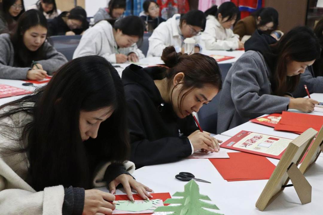 图示, 示意图
中度可信度描述已自动生成:ver1